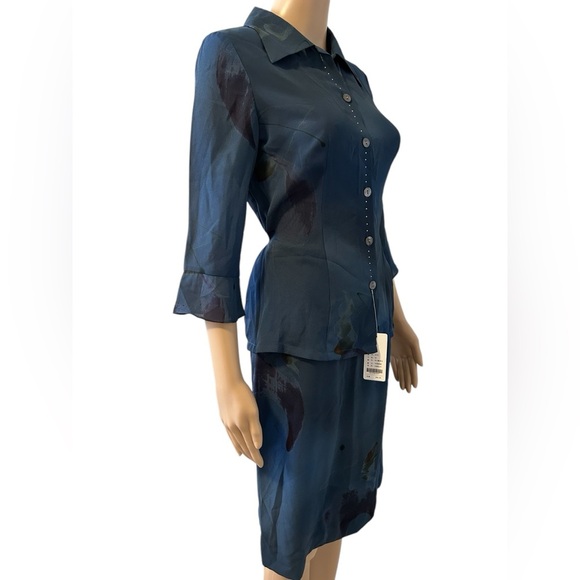 BNWT Elegant Blue Women's Skirt Set - Picture 3 of 7